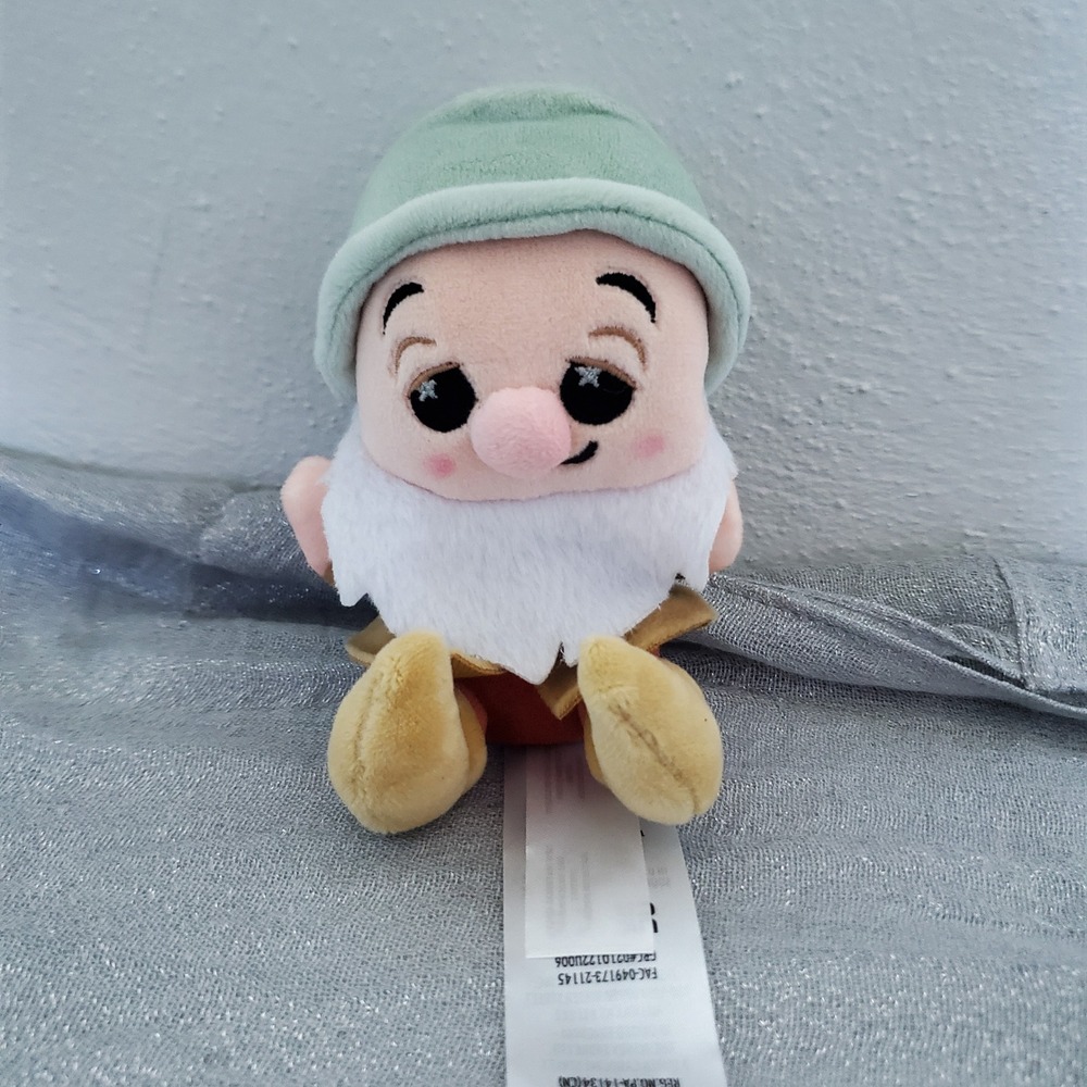 Disney Parks Wishables Sleepy Dwarf Plush Toy Snow White‎ Enchanted Wish